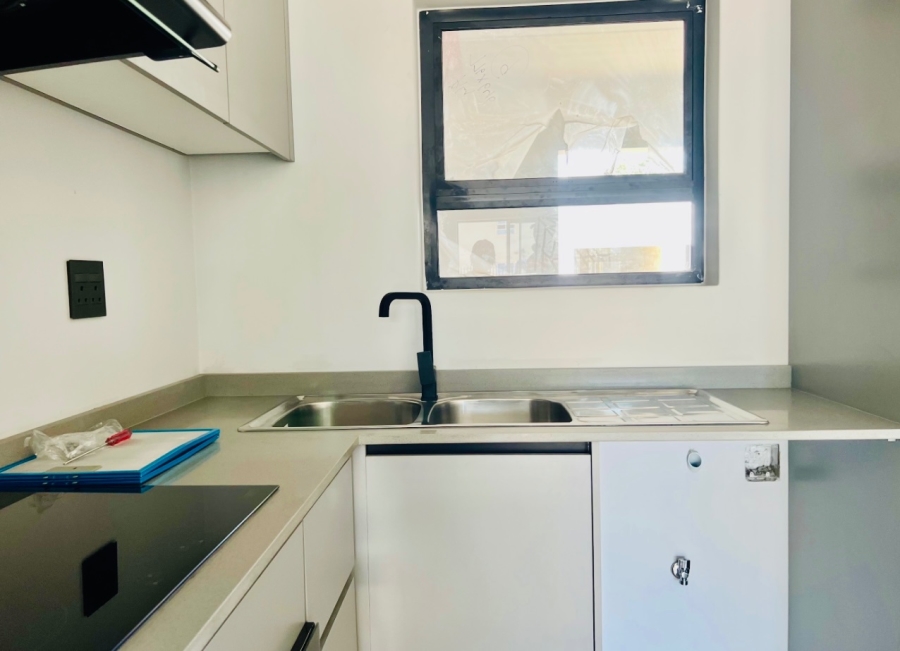 1 Bedroom Property for Sale in Table View Western Cape